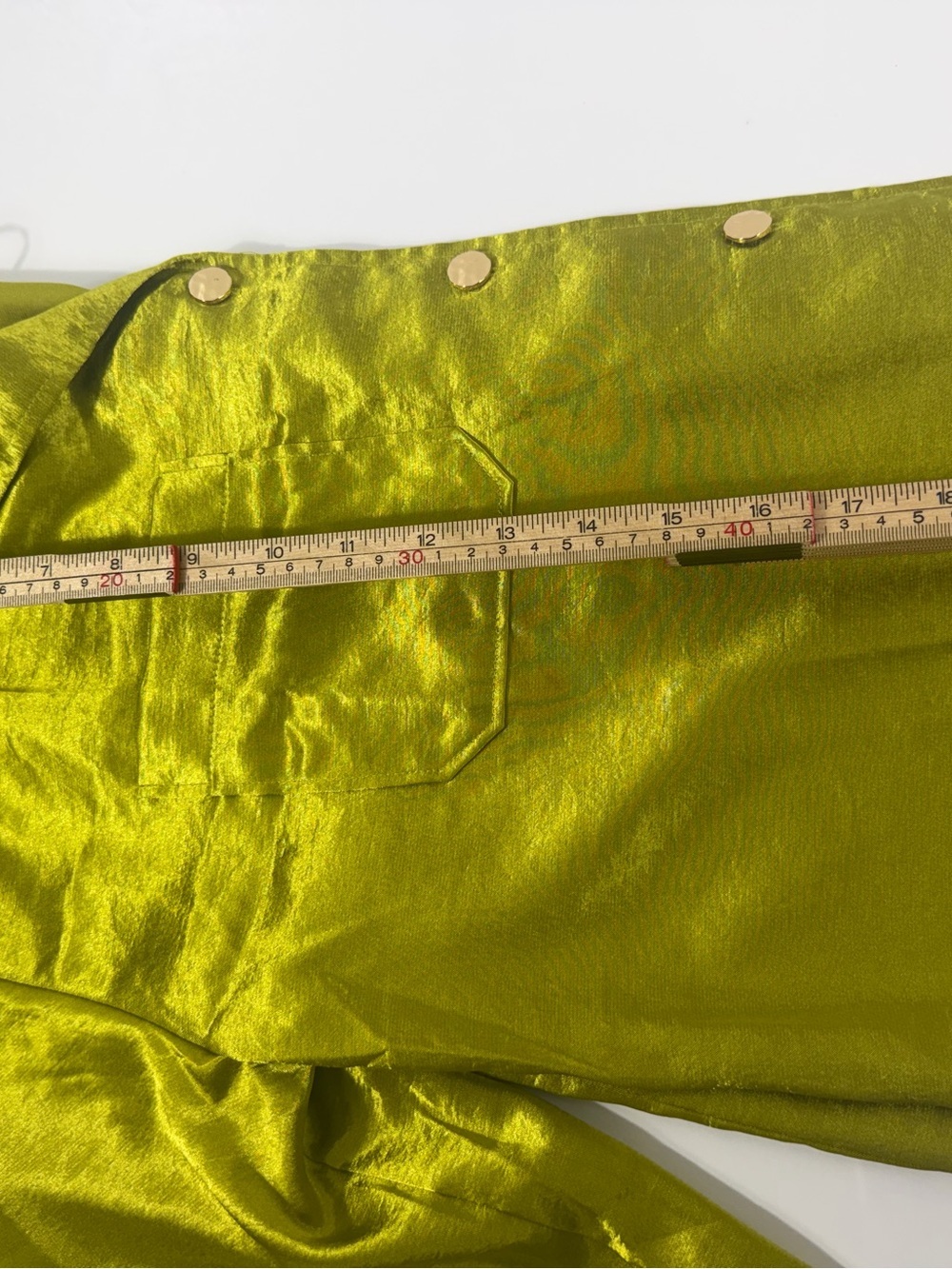 Calligraphie Chartreuse Satin Button Front Blouse Women’s Size M - Picture 6 of 8